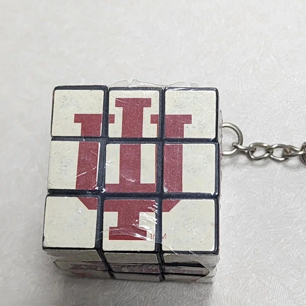 Vintage IU Indiana University Hoosiers Rubik's Cube Key Chain New In Packaging